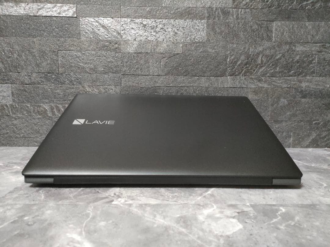 ✨LAVIE✨corei7✨第8世代✨メモリ12GB✨新品SSD256GB✨