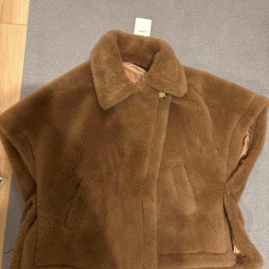 LiLiRena テディ　ポンチョ　新品未使用