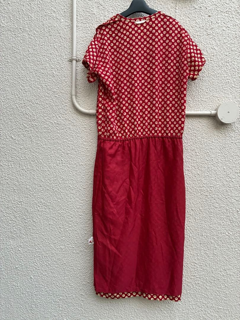 1980年前半金子功氏期　ピンクハウス　赤ワンピース　水玉花テキスタイル縮緬素材