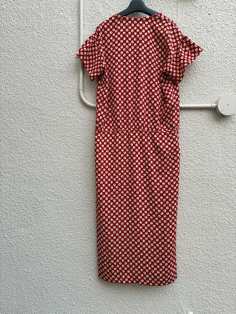 1980年前半金子功氏期　ピンクハウス　赤ワンピース　水玉花テキスタイル縮緬素材