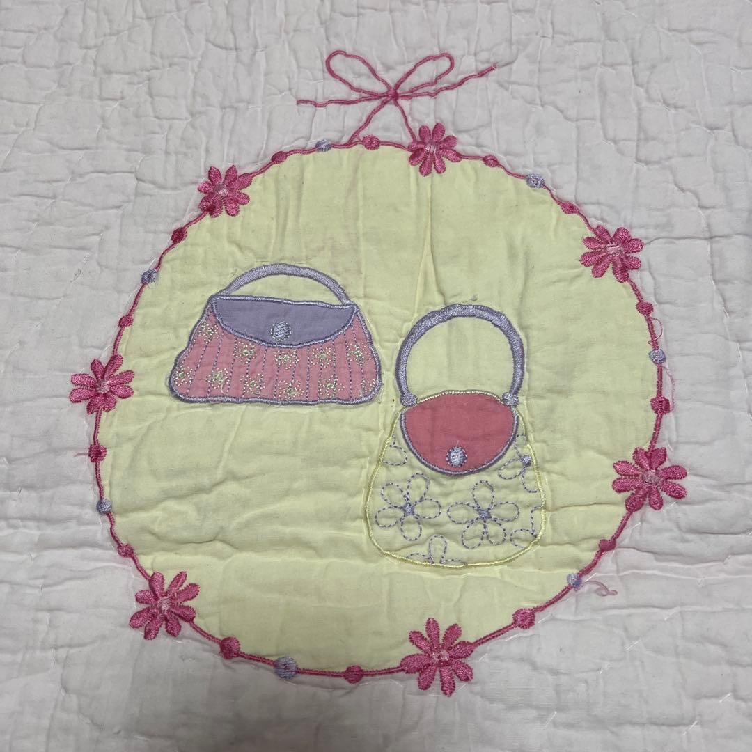 さらに値下げ！ローラアシュレイ　敷きマット　刺繍