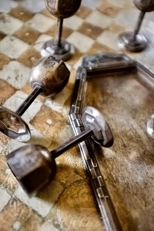 sold 1900s フランス 多数派オクトゴナル リキュールカップとトレイ