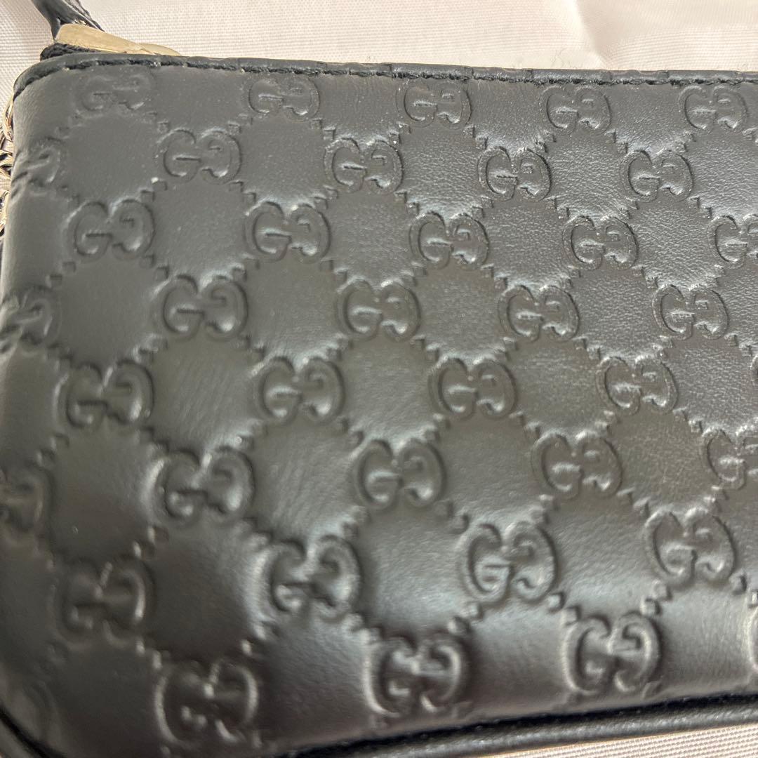 【美品】Gucci ブラックレザーキーケース スマートキー　ケース　黒