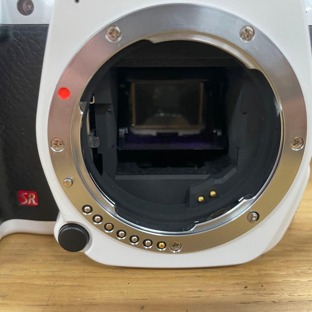 動作品 Pentax K-R ホワイト ボディ デジタル一眼レフ