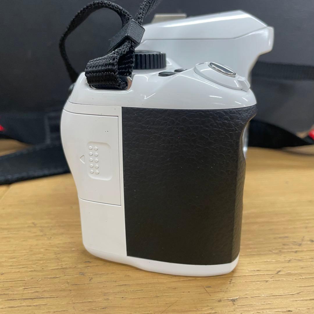 動作品 Pentax K-R ホワイト ボディ デジタル一眼レフ