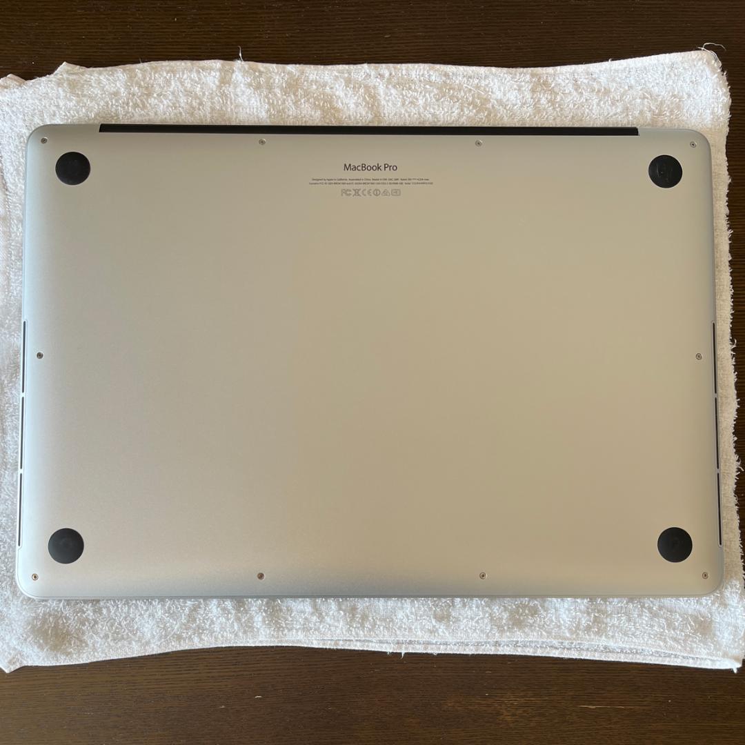 MacBook Pro Retina ディスプレイ 15.4 Mid2014