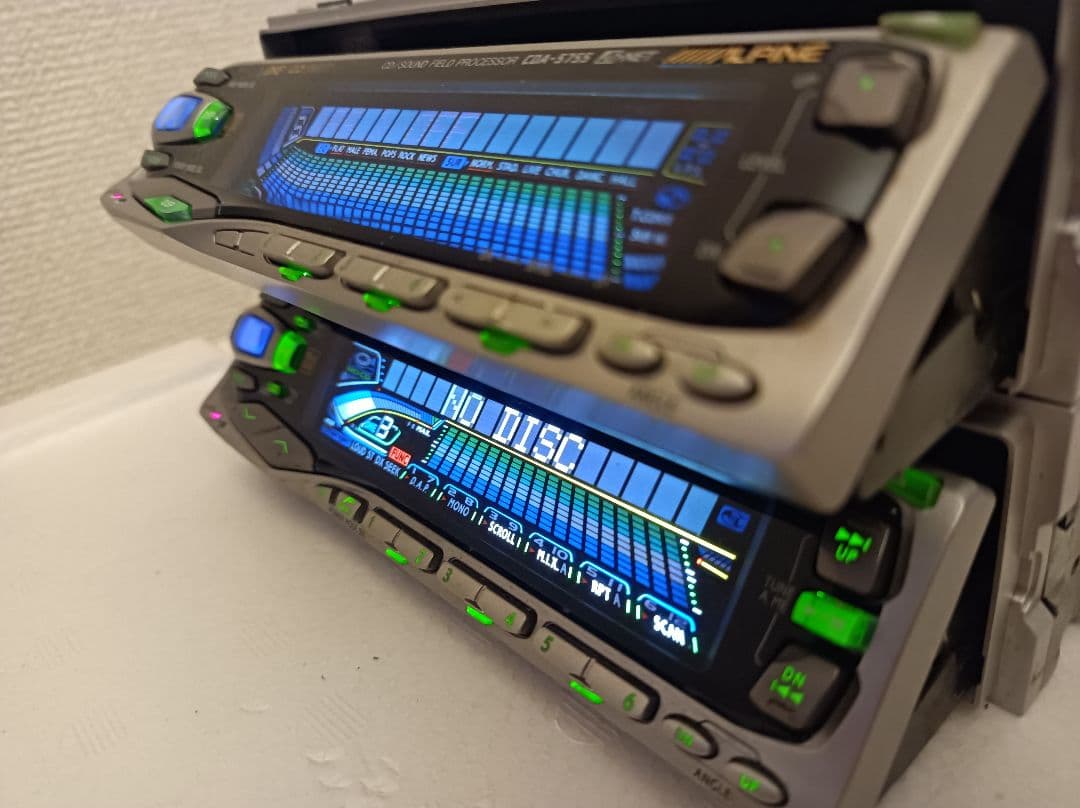 ALPINE ヘッドユニット　当時物　CD/MDデッキ　2DIN ジャンク品