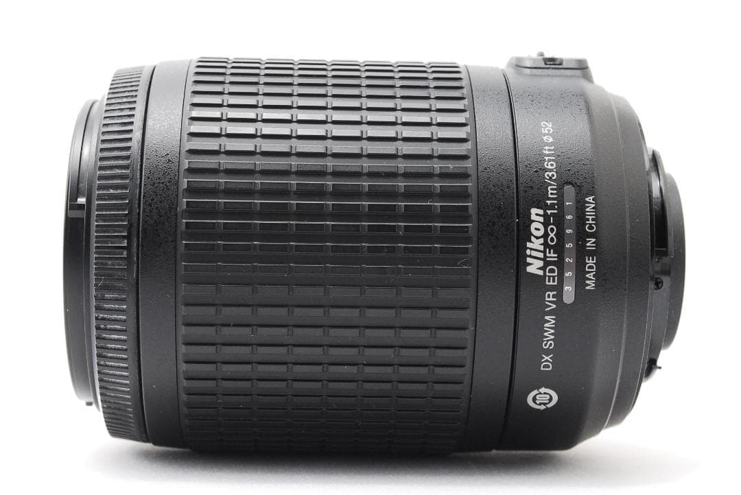 Nikon D5600 ダブルレンズ Wi-Fi搭載　スマホ転送　高画質　軽量