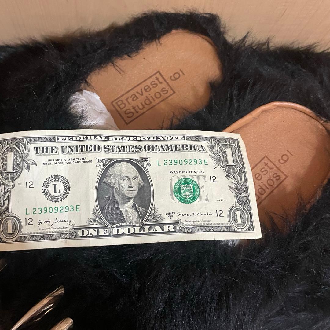 ゆ*様 Bravest studios black bear claw