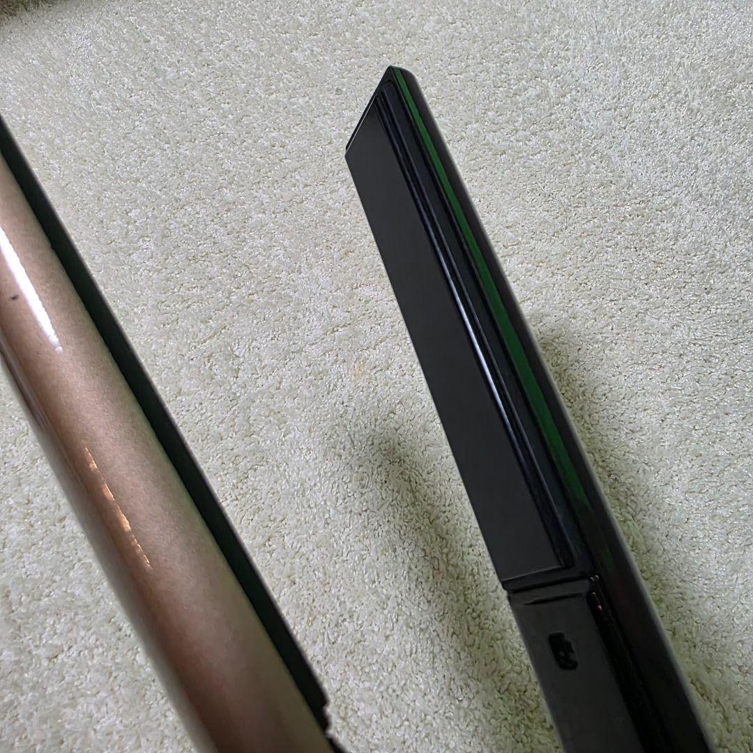 ヘアビューロン 4Dプラス ストレートアイロン⚠一部破損