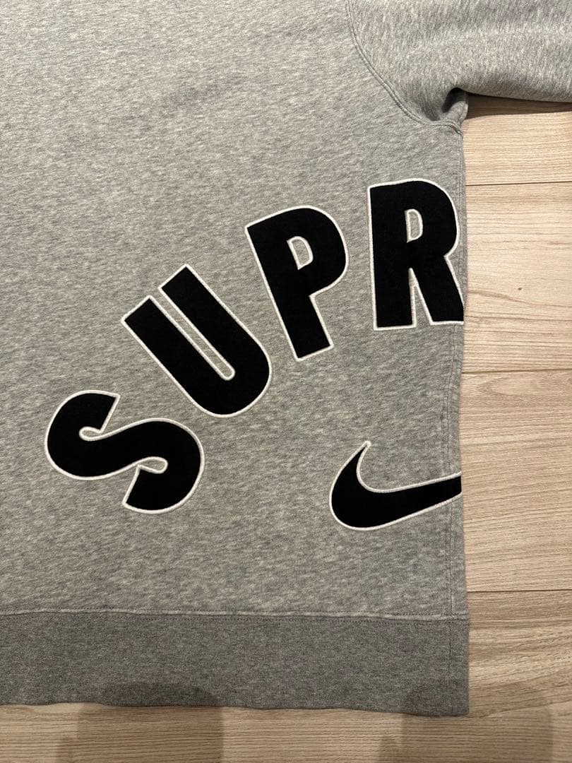 トップス supreme NIKE