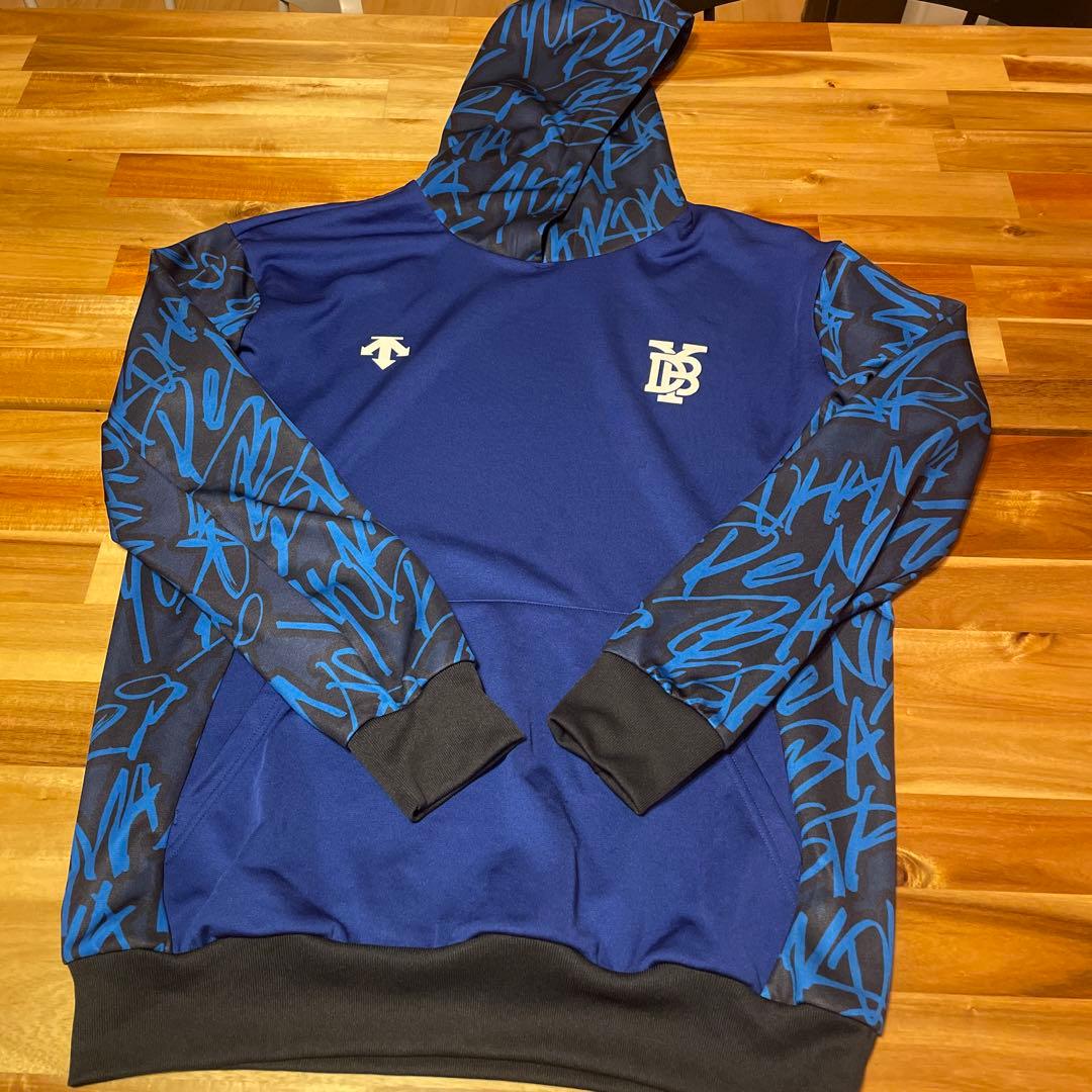 横浜ベイスターズ　オーセンティック　フードパーカー　Ｌサイズ　DeNA