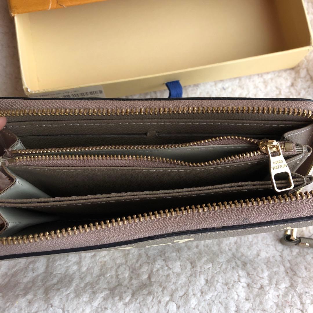 長財布　ノベルティー