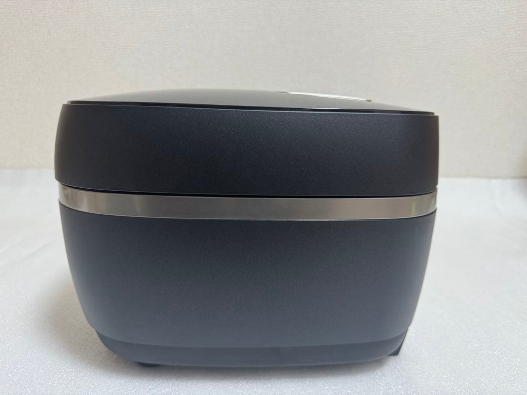 タイガーTIGER 圧力　IH炊飯器 JPX-102X