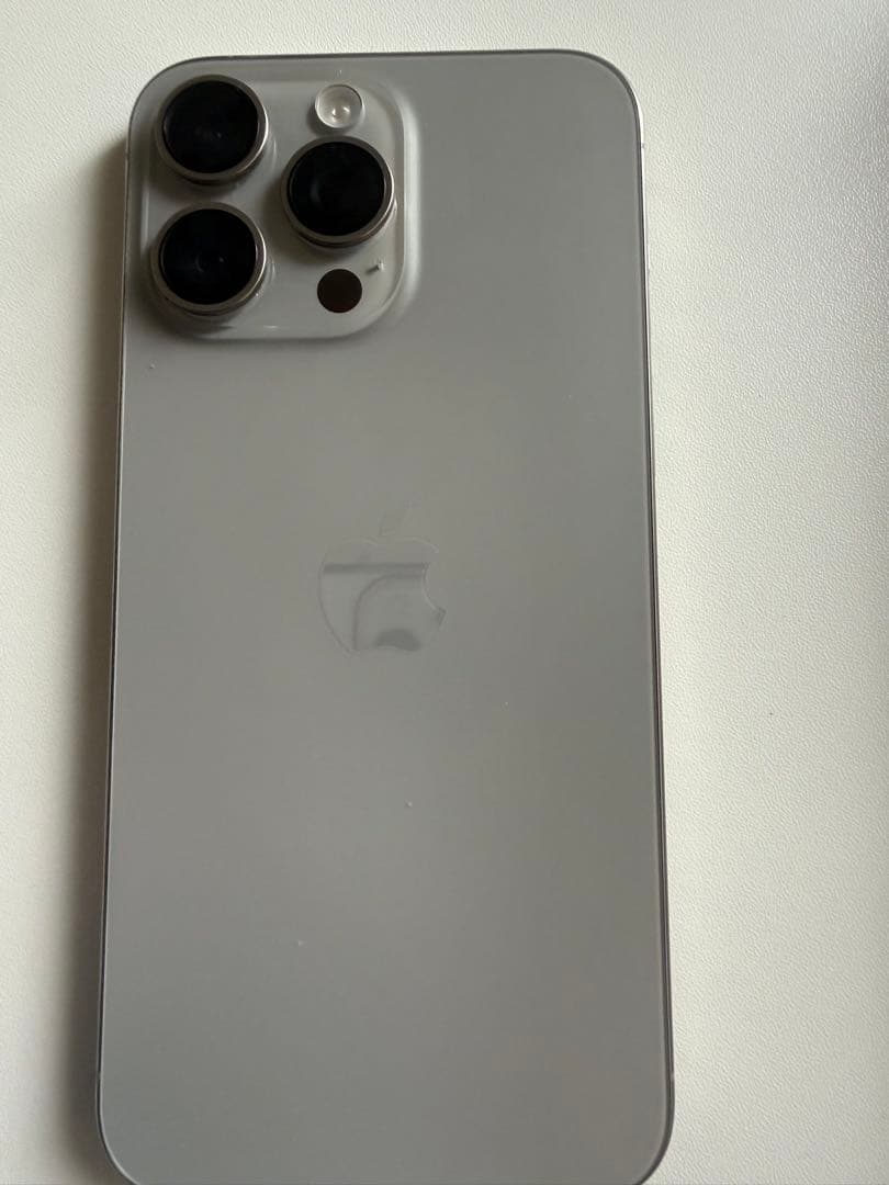 iPhone 15 Pro Max 256GB/箱付き｜美品｜ケース付