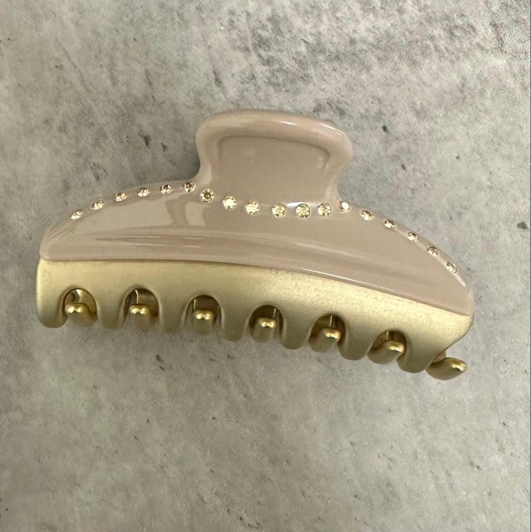 美品　アレクサンドルドゥパリ　Mサイズ　ベージュ ストーン付き ヘアクリップ