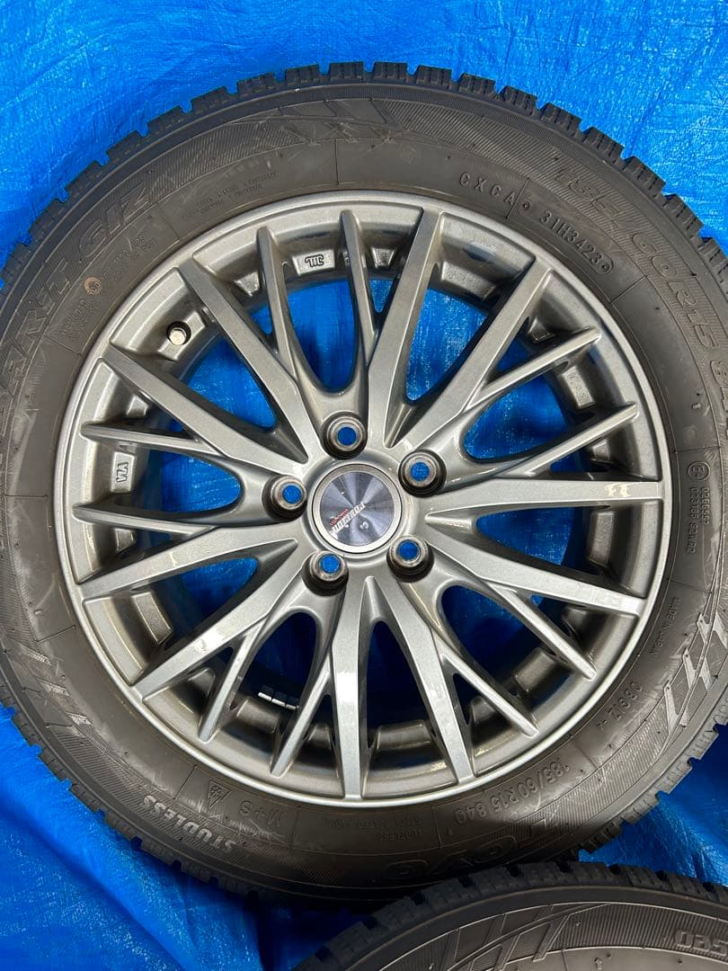 185/60R15 スタッドレス4本セット　シエンタ等に！2023年製造　バリ山