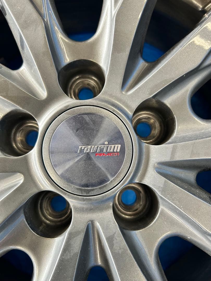 185/60R15 スタッドレス4本セット　シエンタ等に！2023年製造　バリ山