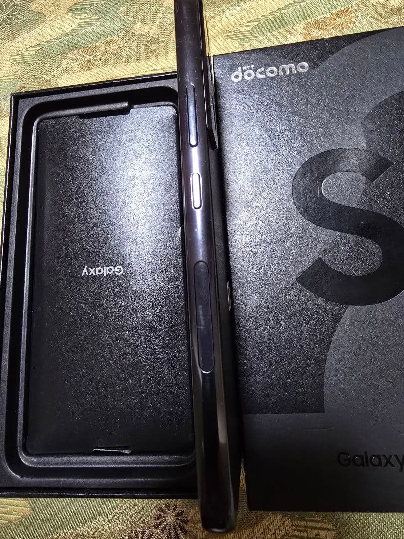 galaxy s22 dokomo 純正ケース付き