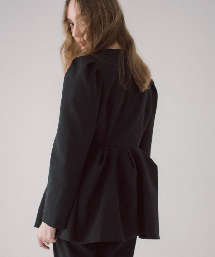 【美品】メゾンドドルチェ フルールジャケットblack Mサイズ