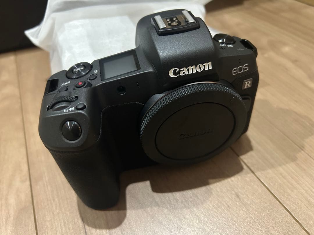 Canon EOS R ミラーレスカメラ 本体
