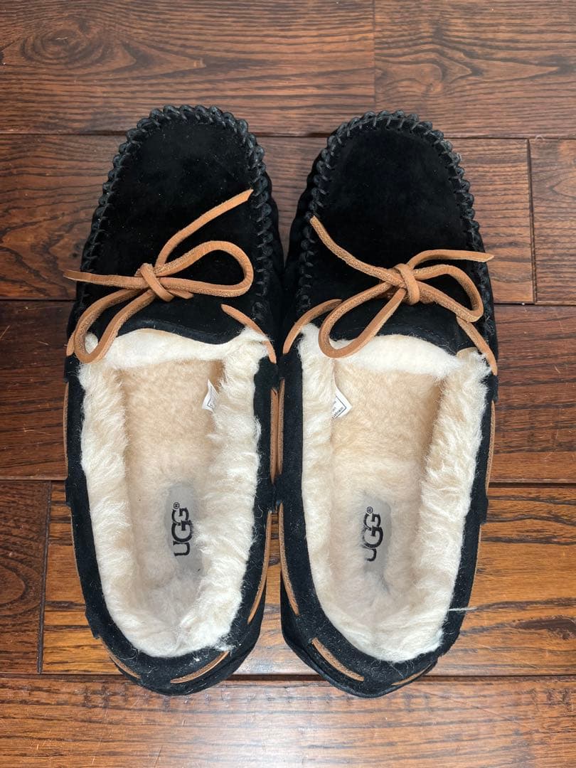 UGG アグ ダコタ モカシン ブラック 23cm