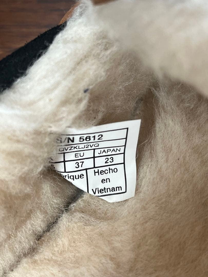 UGG アグ ダコタ モカシン ブラック 23cm