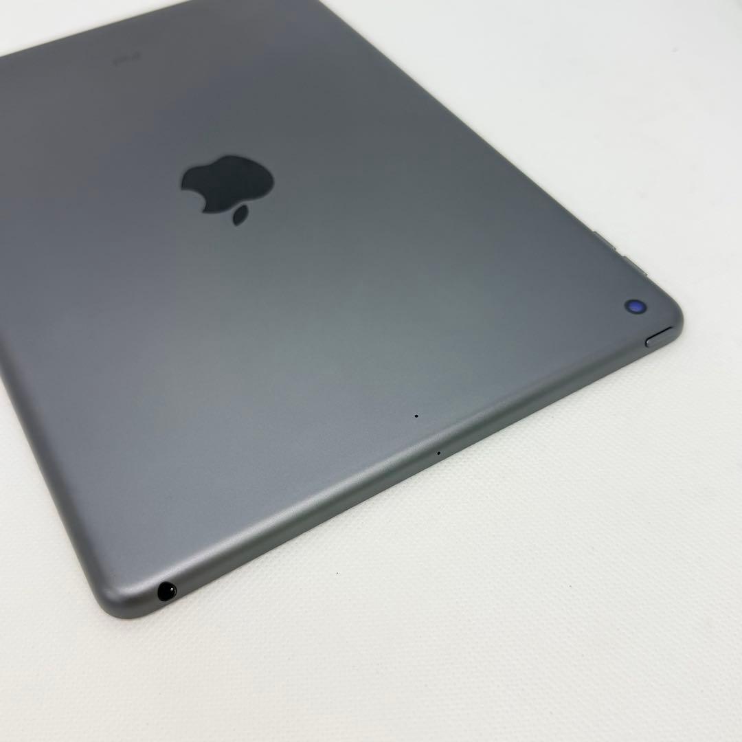 【美品】 iPad 第7世代 32GB Wi-Fiモデル スペースグレイ