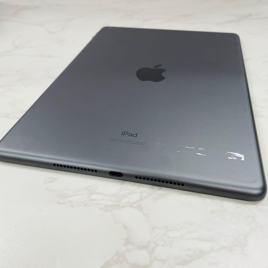 iPad 第8世代 32GB MYL92J/A A2270 Wi-Fiモデル
