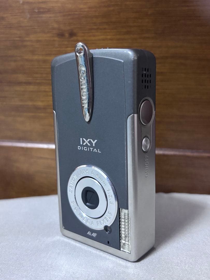 Canon IXY DIGITAL L2 グレーデジタルカメラ バッテリー3個付