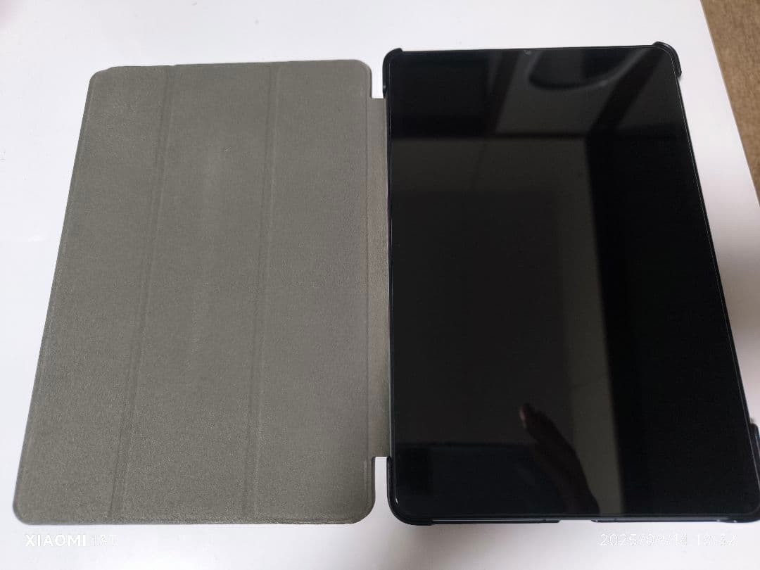 Xiaomi PAD5(保護ケース・保護フィルム付、充電器無)