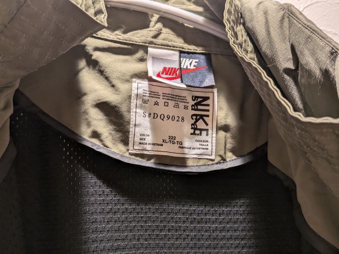 【1回着用のみ】Nike × sacai トレンチコート、XL