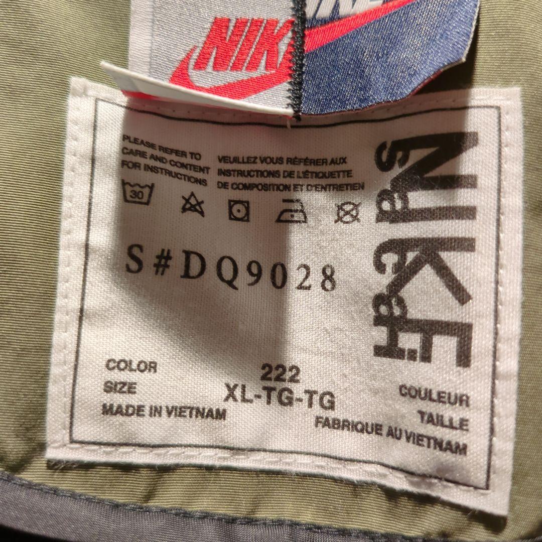 【1回着用のみ】Nike × sacai トレンチコート、XL