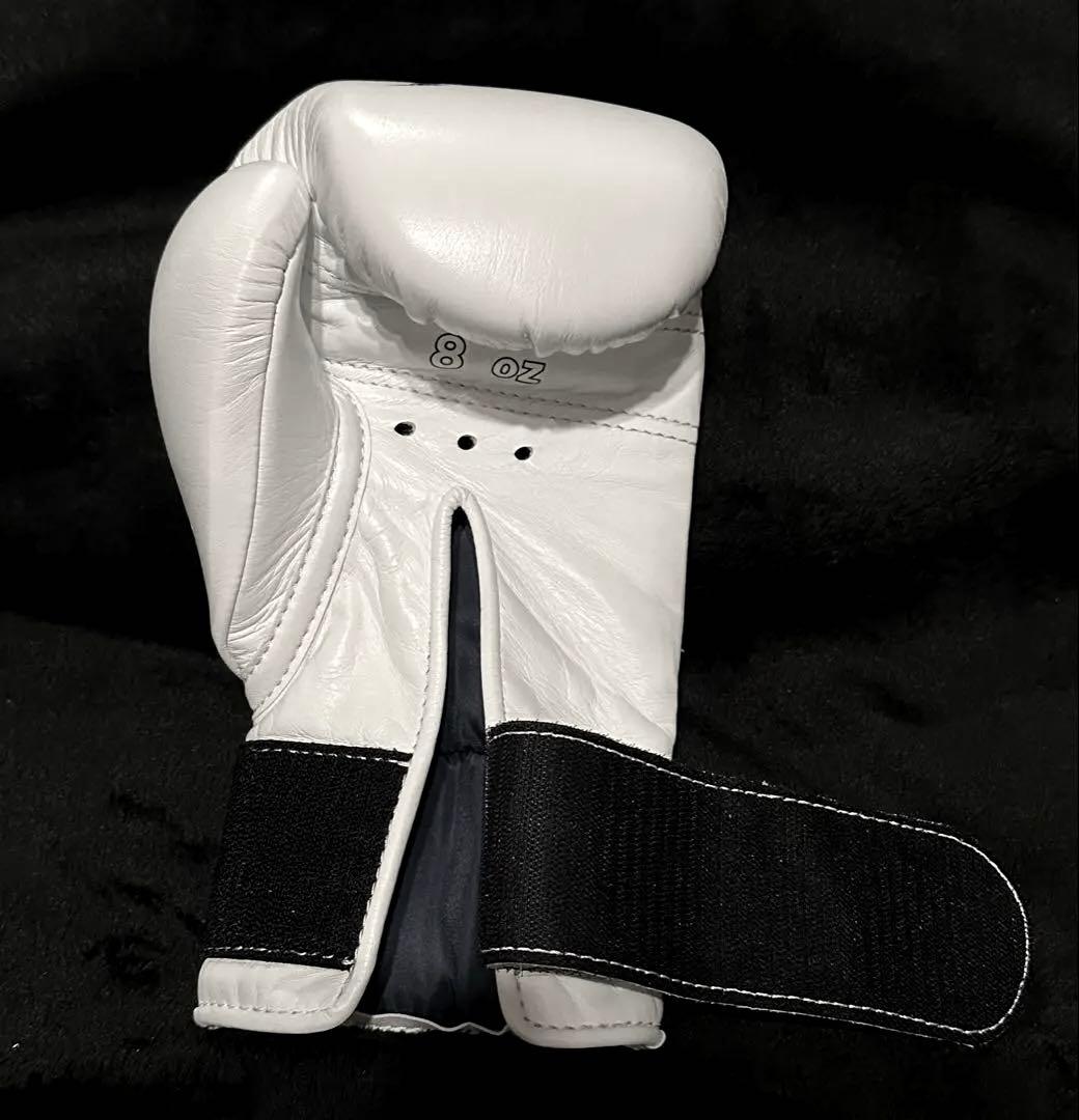 【未使用】Winning(ウイニング)ボクシンググローブ 8oz ホワイト