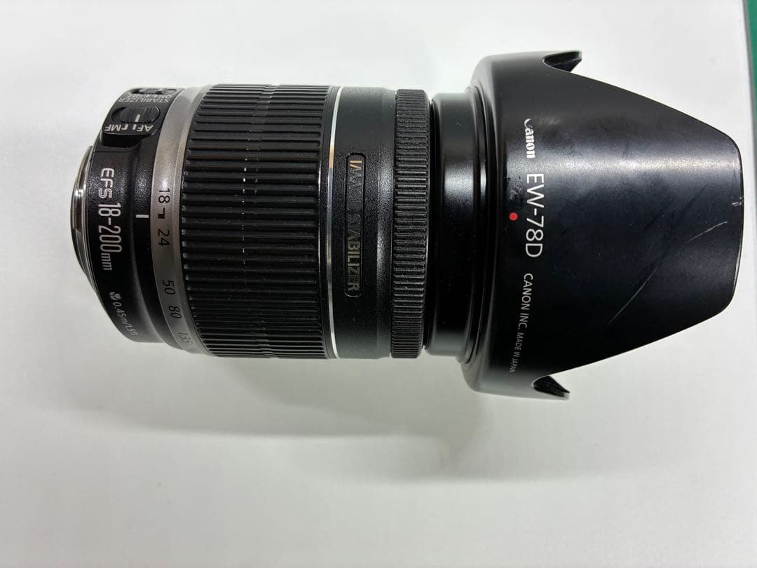 canon70d 18-200レンズ付き　予備バッテリー有り