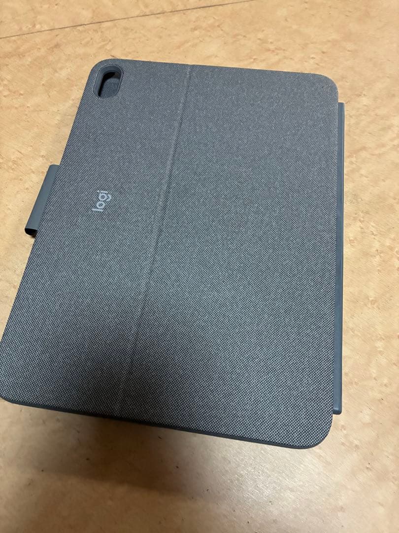 【美品】Logicool Combo Touch（第10世代用iPad用カバー）