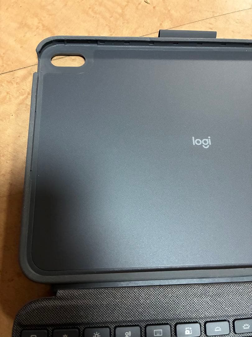 【美品】Logicool Combo Touch（第10世代用iPad用カバー）