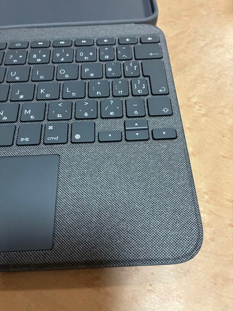 【美品】Logicool Combo Touch（第10世代用iPad用カバー）