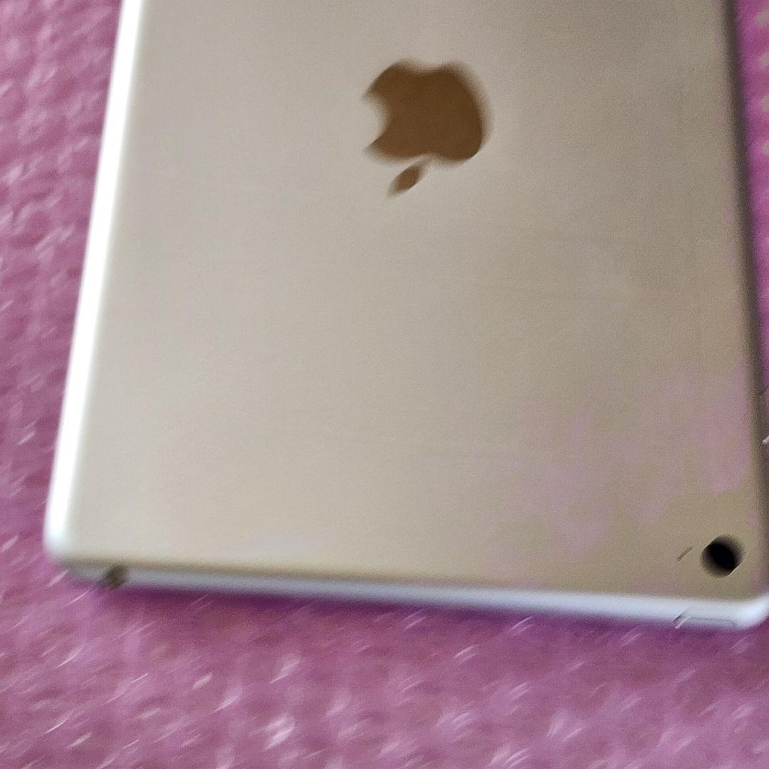 美品　ipad mini 4　128GB　wifiモデル　シルバー
