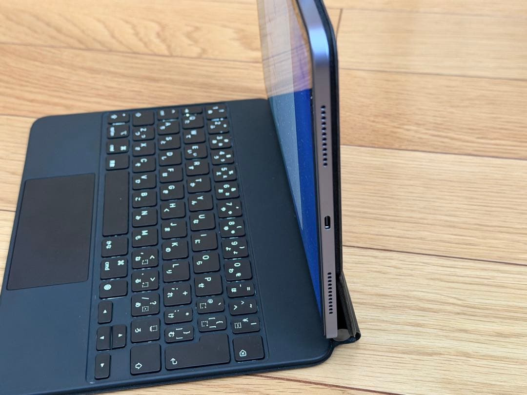 iPad Air （第5世代）本体 + マジックキーボード + アップルペンシル