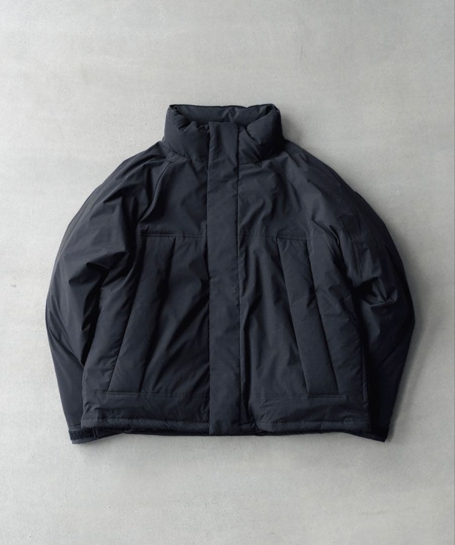 美品　Sサイズ SINSS ショートパフジャケット　チャコール