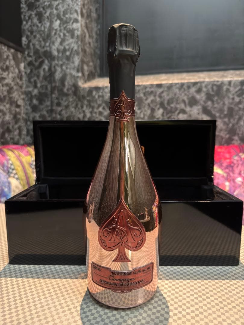 小*旬様 【未開栓/極美品】アルマンド ブリニャック ブリュット ロゼ 専用箱付