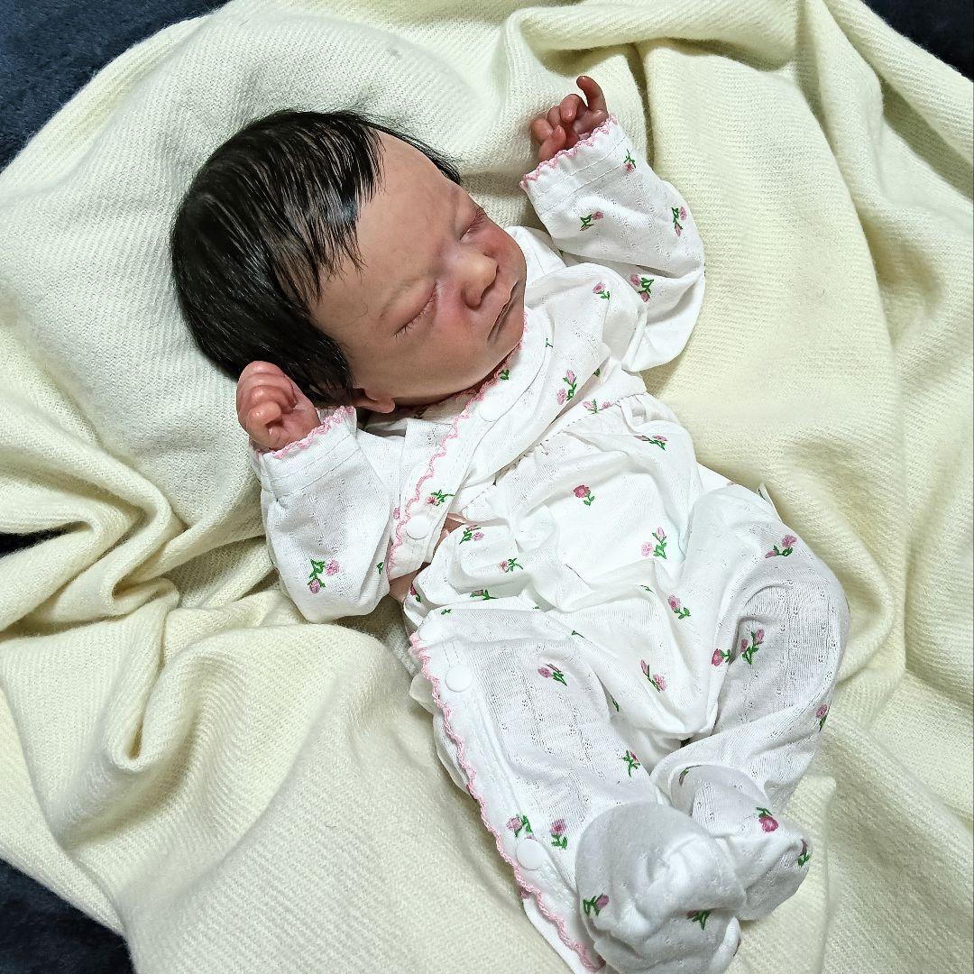 専用リボーンドール（48cmベビー）シャーロットちゃん