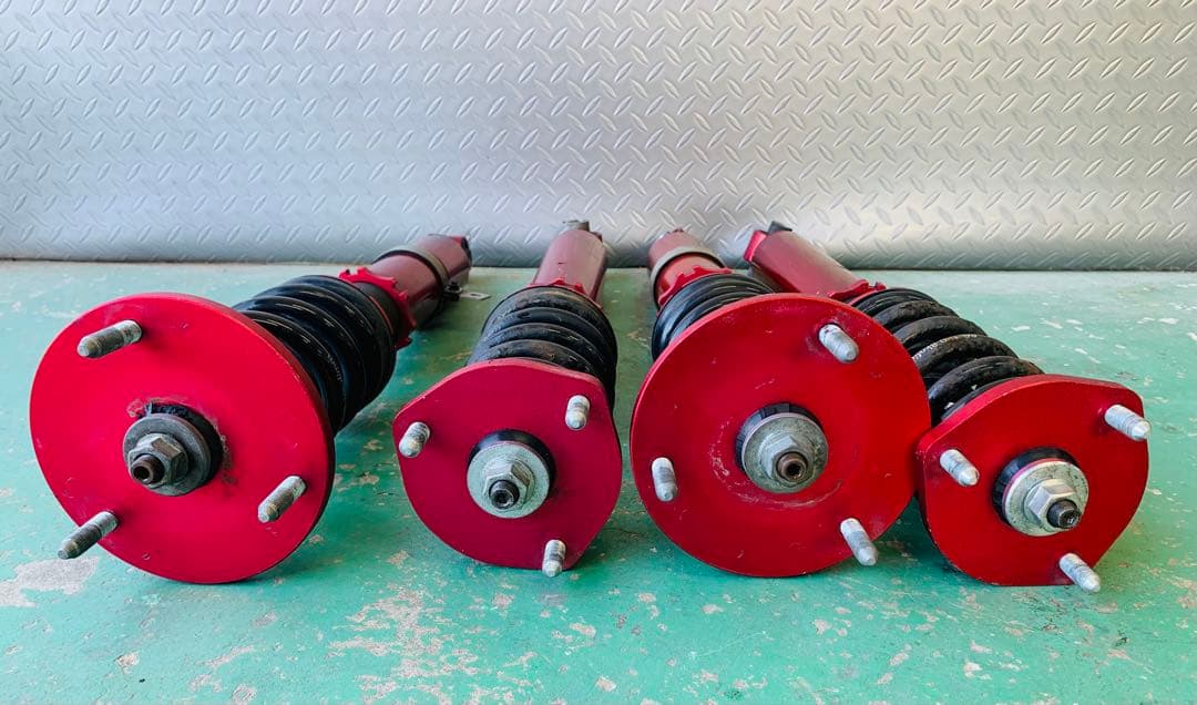 200系クラウン、メーカー不明、フルタップ式車高調