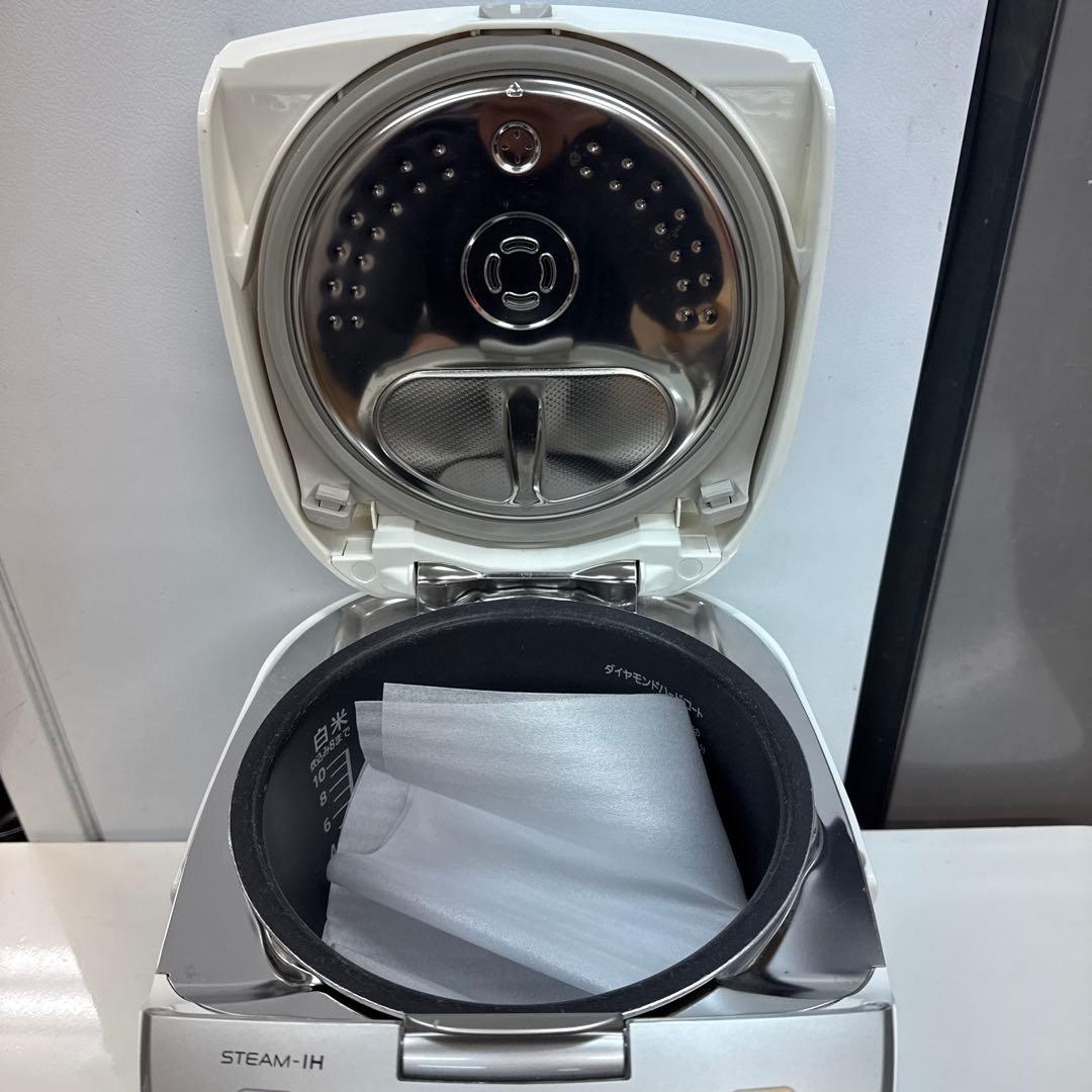 パナソニック　スチームIHジャー炊飯器SR-SY186J 1.8L