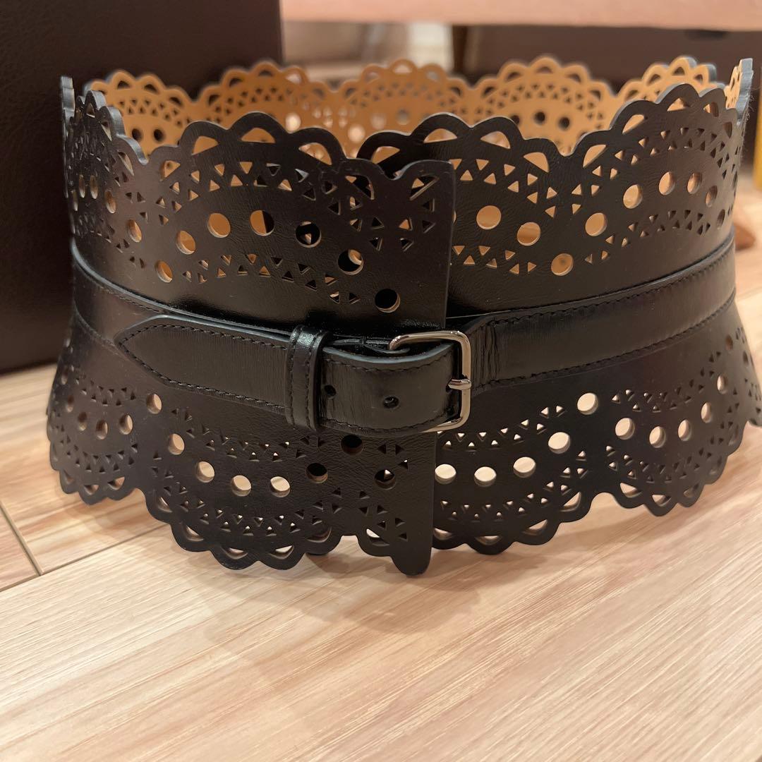 【美品】ALAIA コルセット　ベルト　VIENNEウェーブ ビスチェベルト65