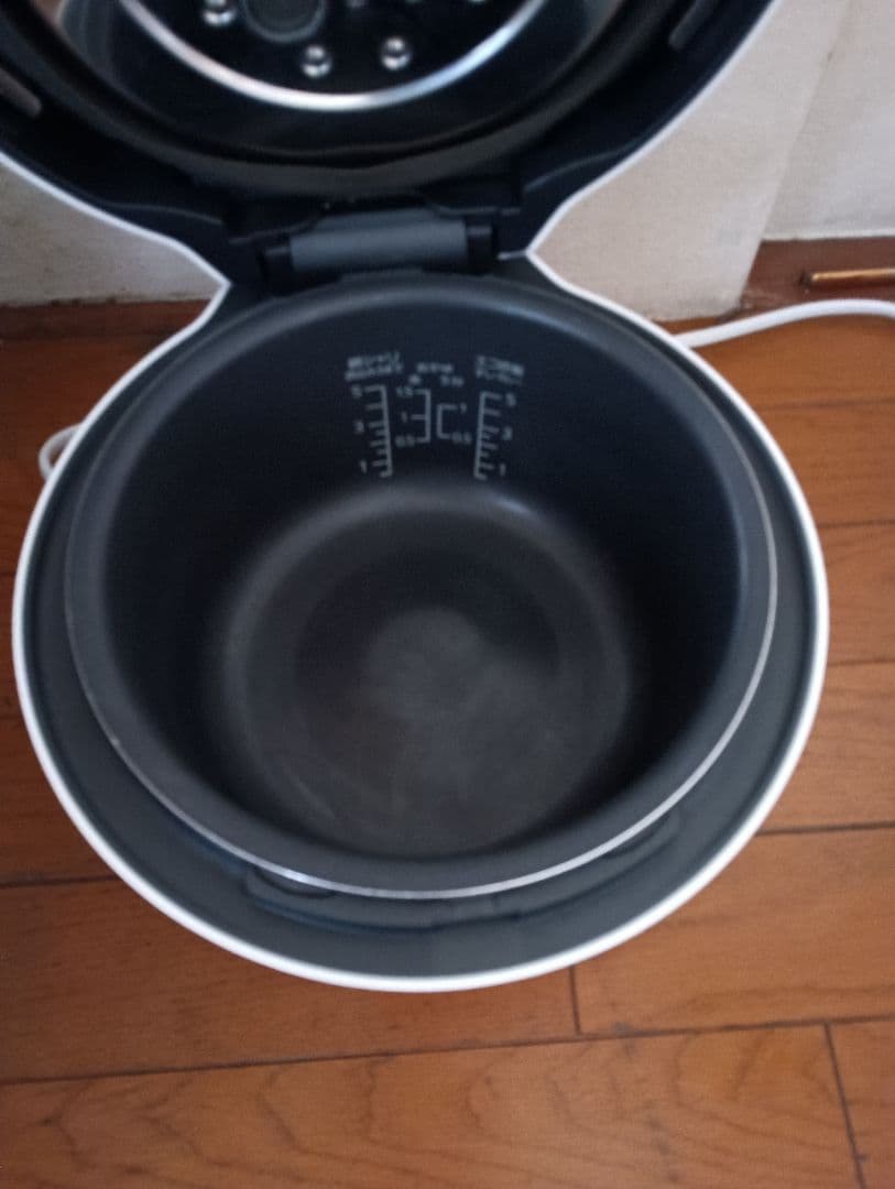 22年製❗パナソニック、圧力IH炊飯器(5.5合炊き）