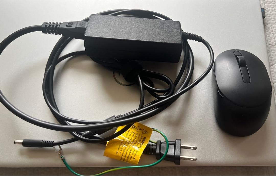 Dell Inspiron 5502 i7 16GB 1TB SSD マウス付