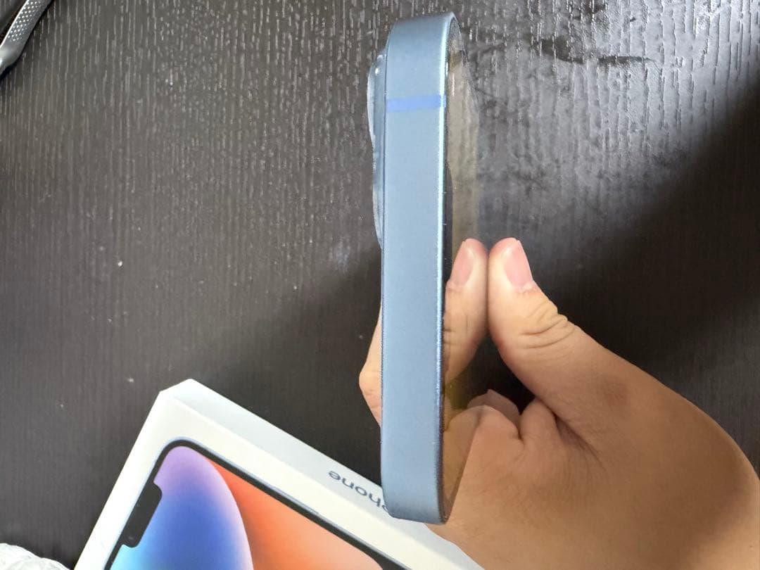 Apple iPhone 14 本体 ブルー