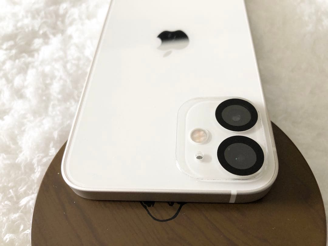 最大容量100％ iPhone12mini SIMフリー